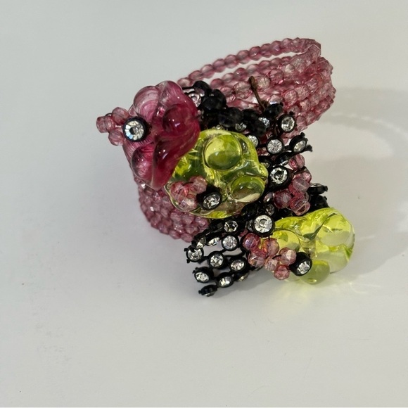 Vintage pink glass crystal, rhinestone lace memory wire unique design - Picture 4 of 10